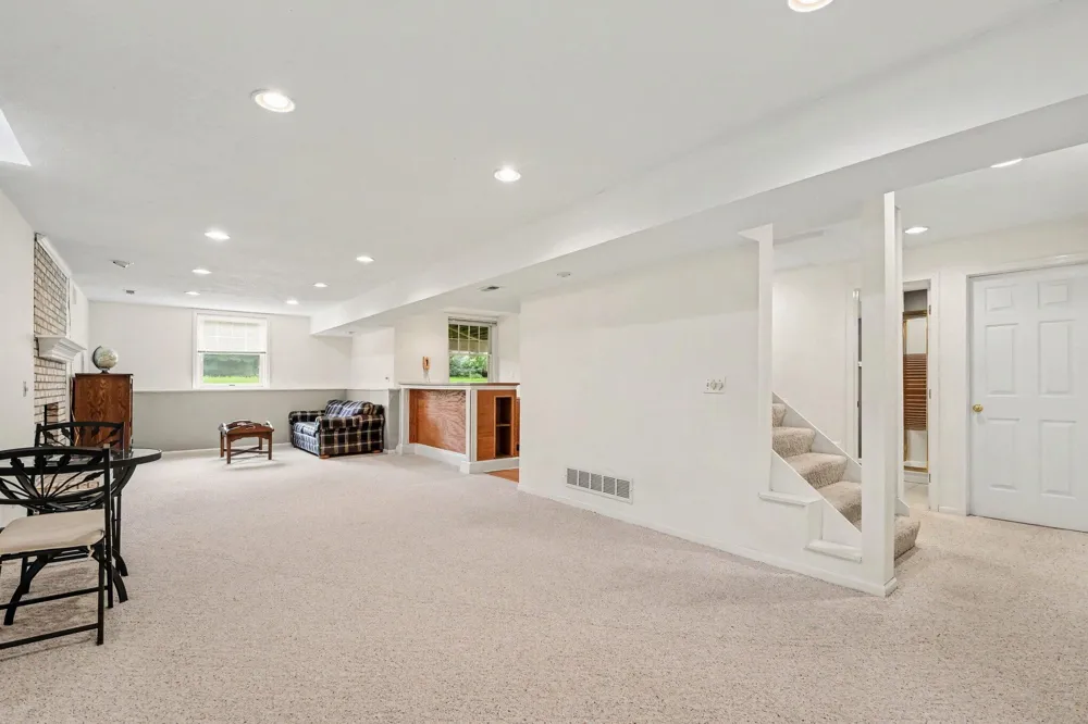1444 Penncross Drive SE Caledonia, MI 49316