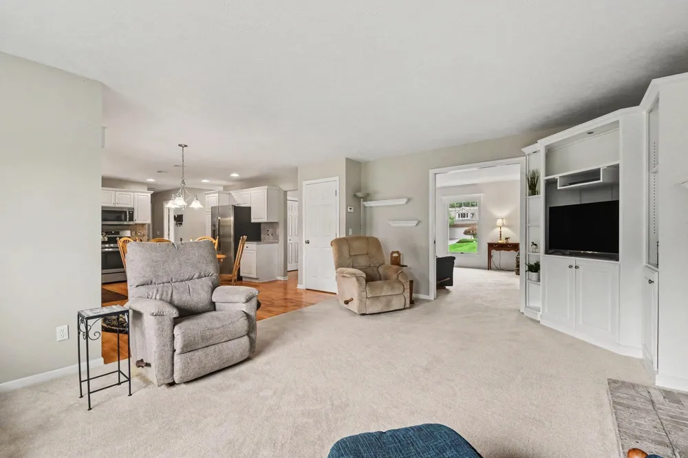 1444 Penncross Drive SE Caledonia, MI 49316