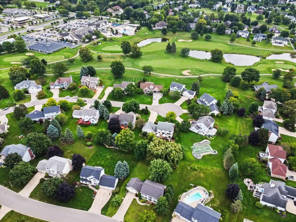 1444 Penncross Drive SE Caledonia, MI 49316