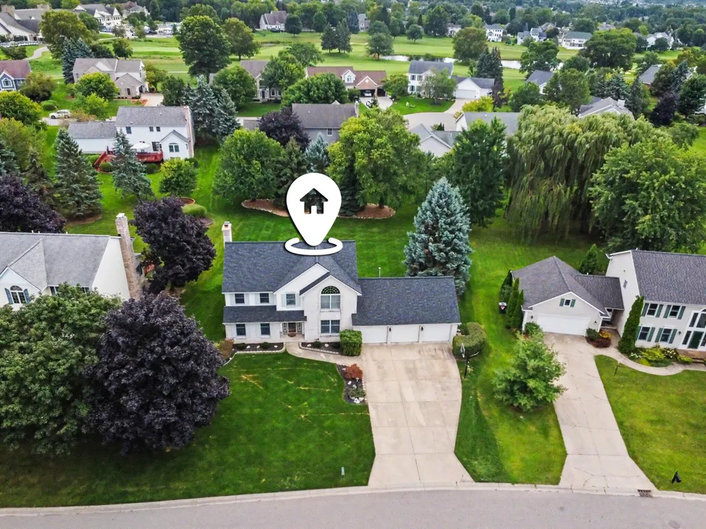 1444 Penncross Drive SE Caledonia, MI 49316