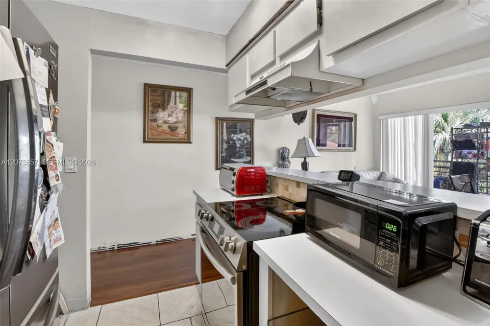 5240 NE 6th Ave #H26 Oakland Park, FL 33334