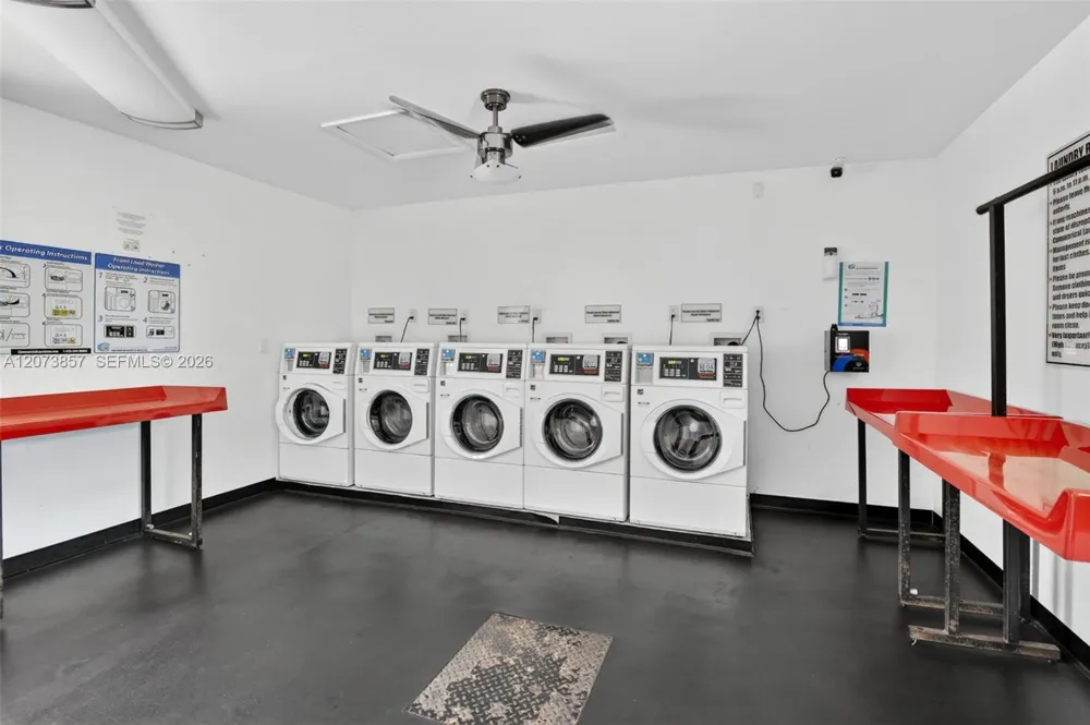 5240 NE 6th Ave #H26 Oakland Park, FL 33334