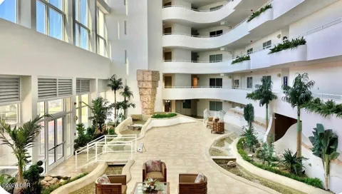 2545 S Atlantic Avenue #206