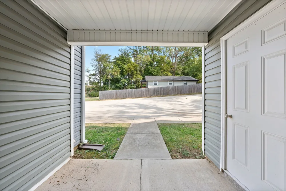 1103 Commerce St Clarksville, TN 37040