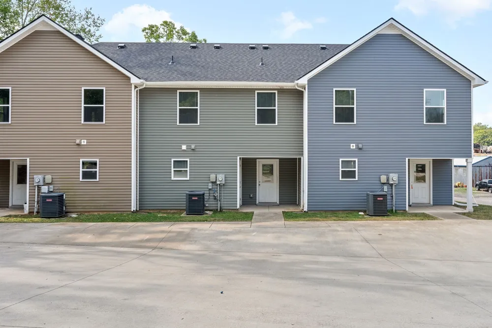 1105 Commerce St Clarksville, TN 37040