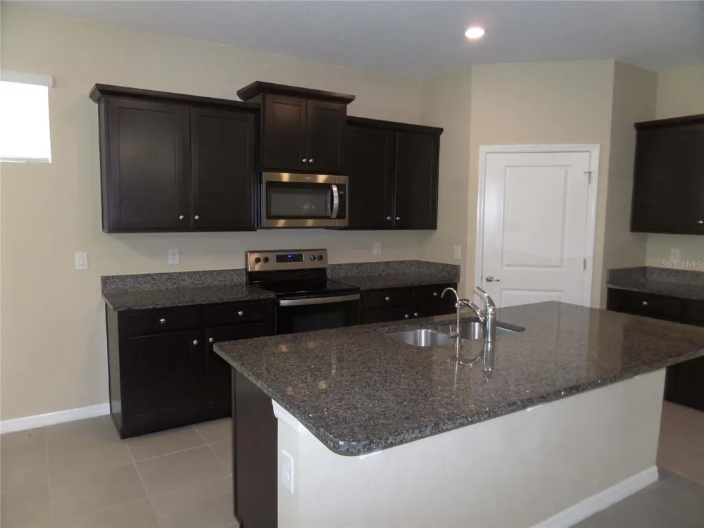 7832 PENROSE PLACE Wildwood, FL 34785