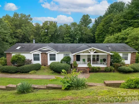 15 Windy Canyon Road
