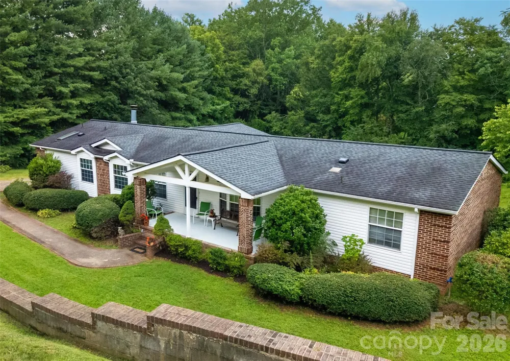 15 Windy Canyon Road Candler, NC 28715