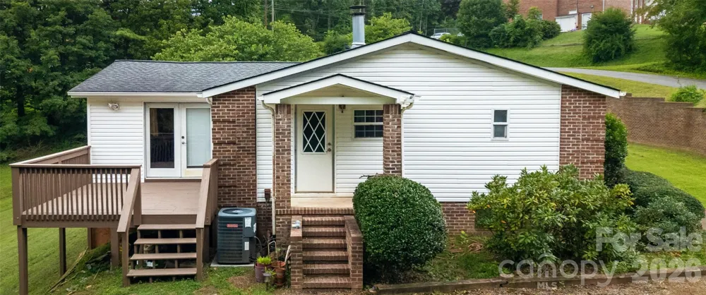 15 Windy Canyon Road Candler, NC 28715