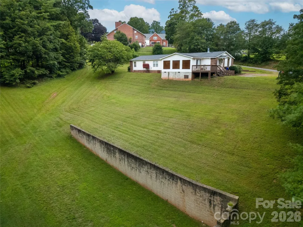 15 Windy Canyon Road Candler, NC 28715