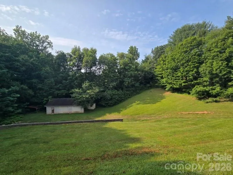 15 Windy Canyon Road Candler, NC 28715