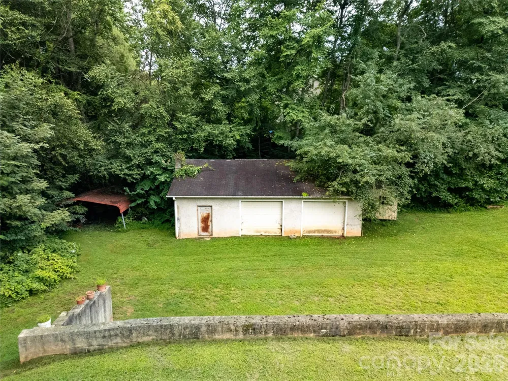 15 Windy Canyon Road Candler, NC 28715