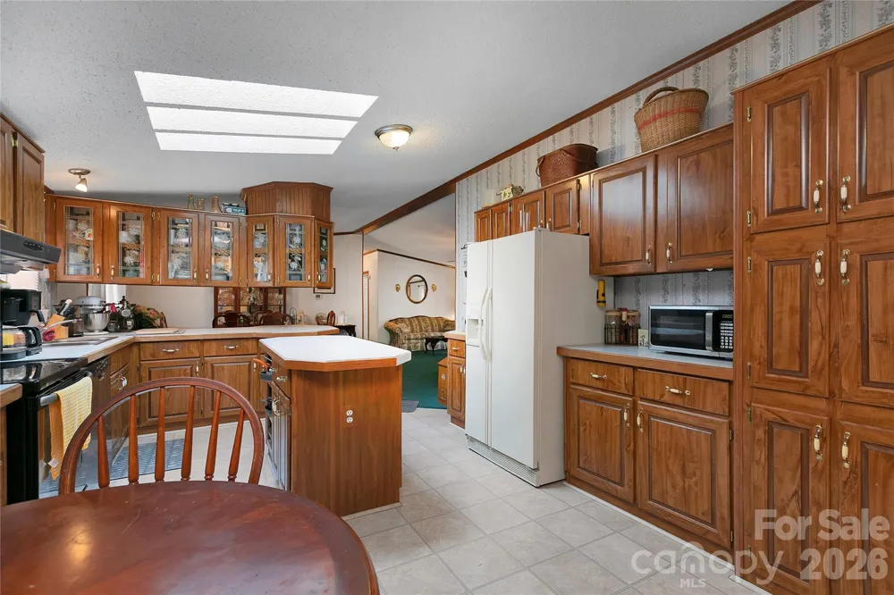 15 Windy Canyon Road Candler, NC 28715