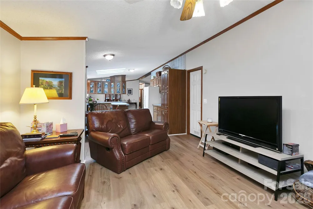 15 Windy Canyon Road Candler, NC 28715