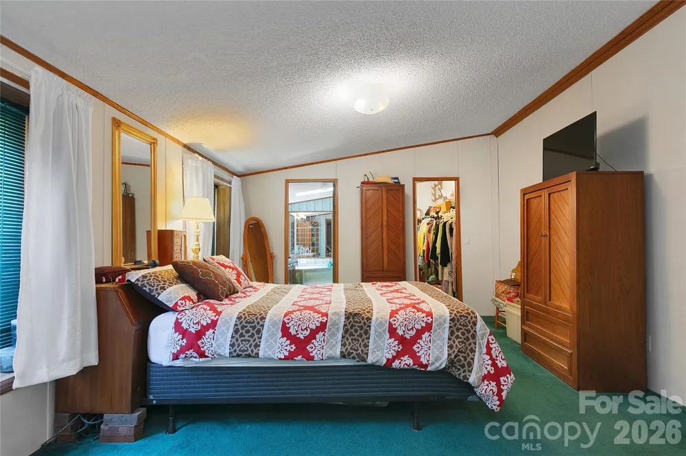 15 Windy Canyon Road Candler, NC 28715