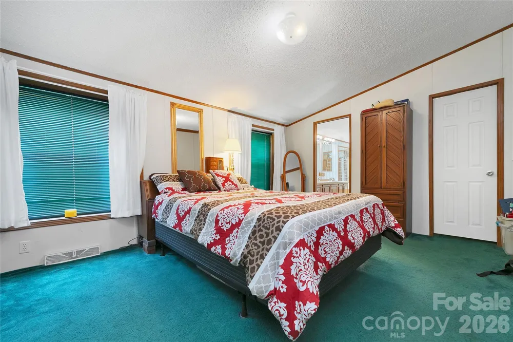 15 Windy Canyon Road Candler, NC 28715