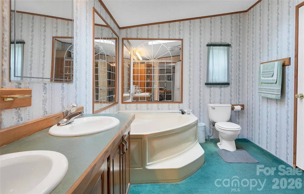 15 Windy Canyon Road Candler, NC 28715