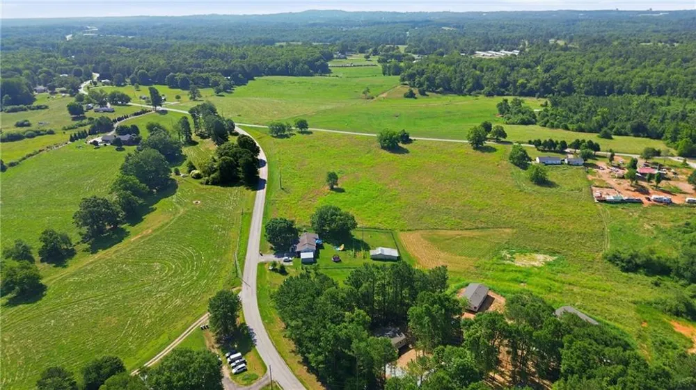 915 Smith Loop Road Demorest, GA 30535