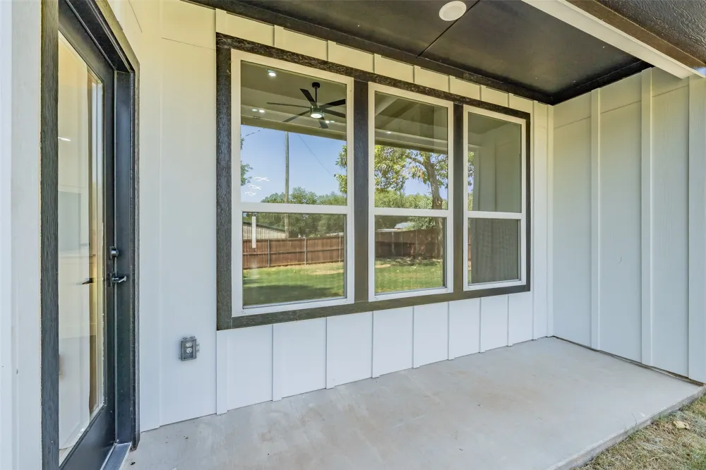 303 Hobbs Avenue Boyd, TX 76023