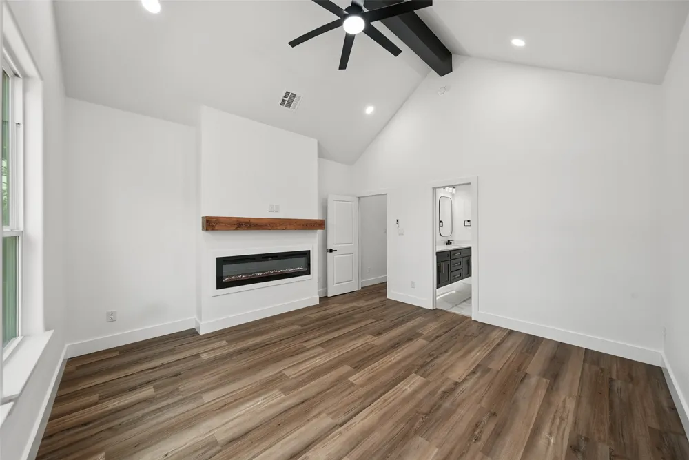 303 Hobbs Avenue Boyd, TX 76023
