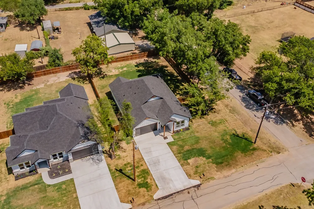 303 Hobbs Avenue Boyd, TX 76023