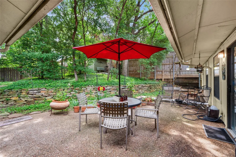 1455 Warrington Court Fort Worth, TX 76112