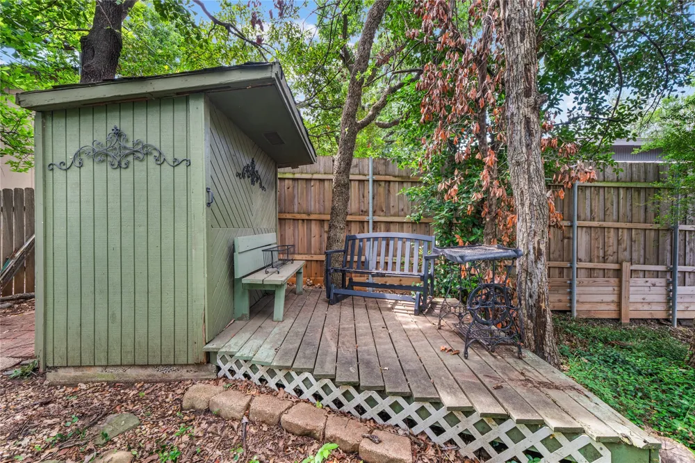 1455 Warrington Court Fort Worth, TX 76112