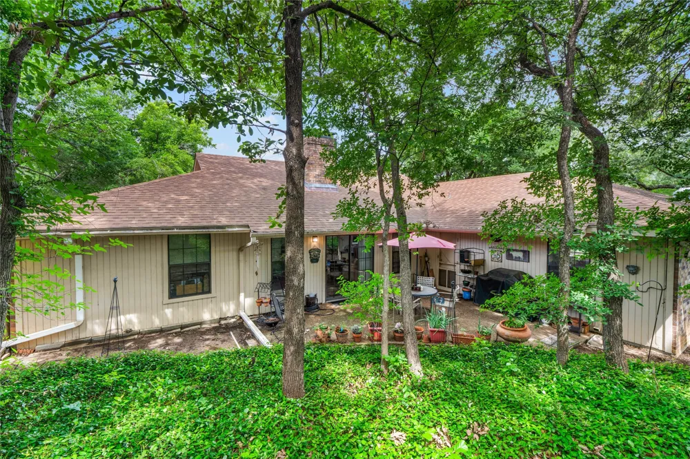 1455 Warrington Court Fort Worth, TX 76112