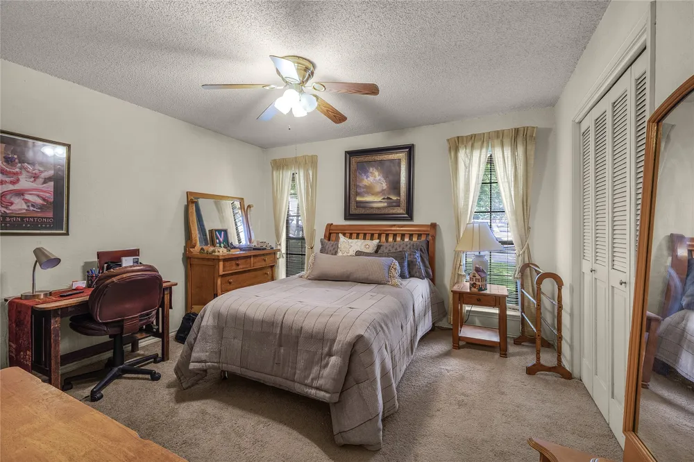 1455 Warrington Court Fort Worth, TX 76112