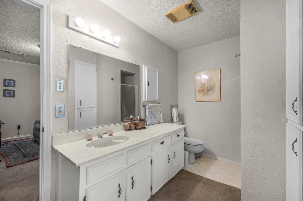 1455 Warrington Court Fort Worth, TX 76112