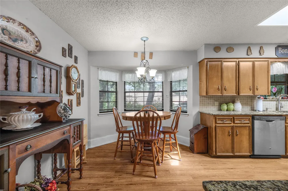 1455 Warrington Court Fort Worth, TX 76112
