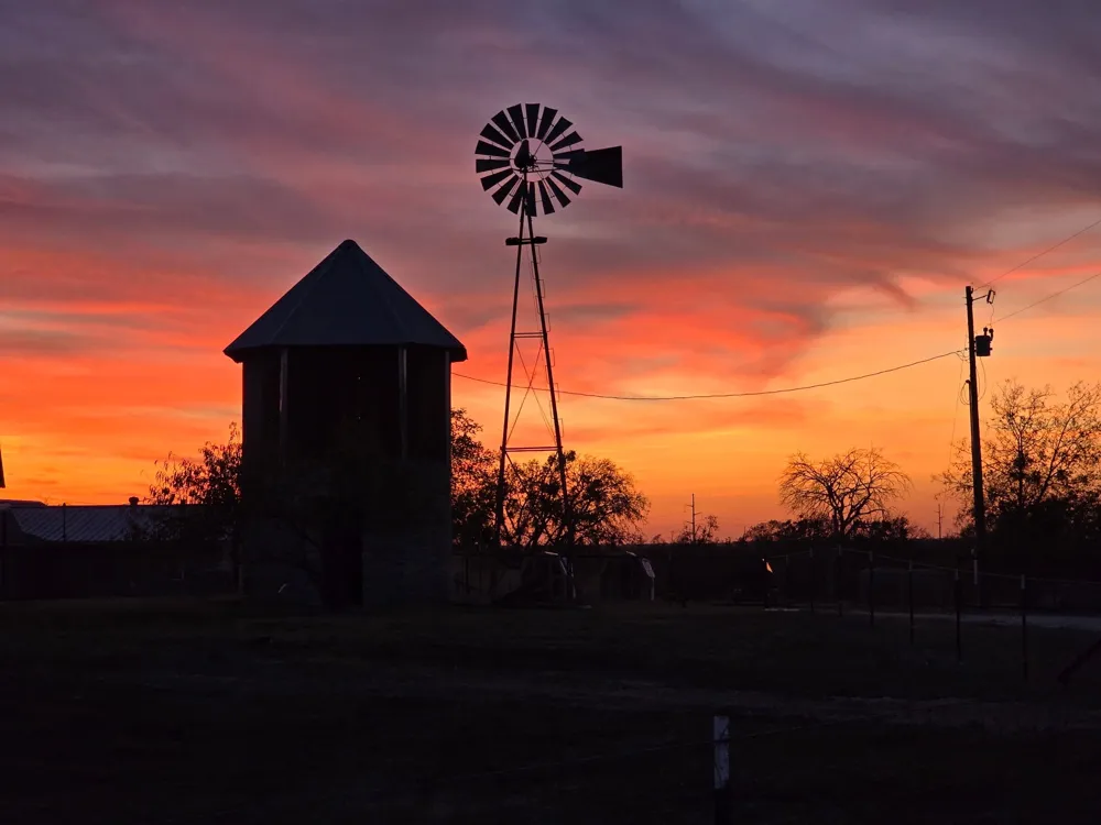 6610 CR 431 Jonesboro, TX 76538