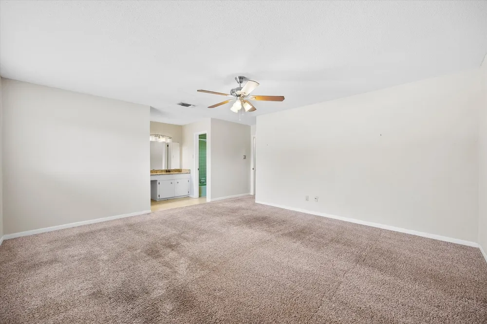 2925 Melmar Park Street Commerce, TX 75428