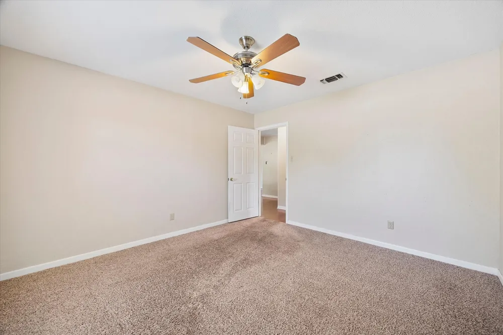 2925 Melmar Park Street Commerce, TX 75428