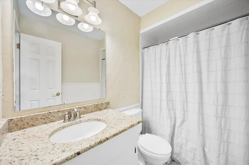 2925 Melmar Park Street Commerce, TX 75428