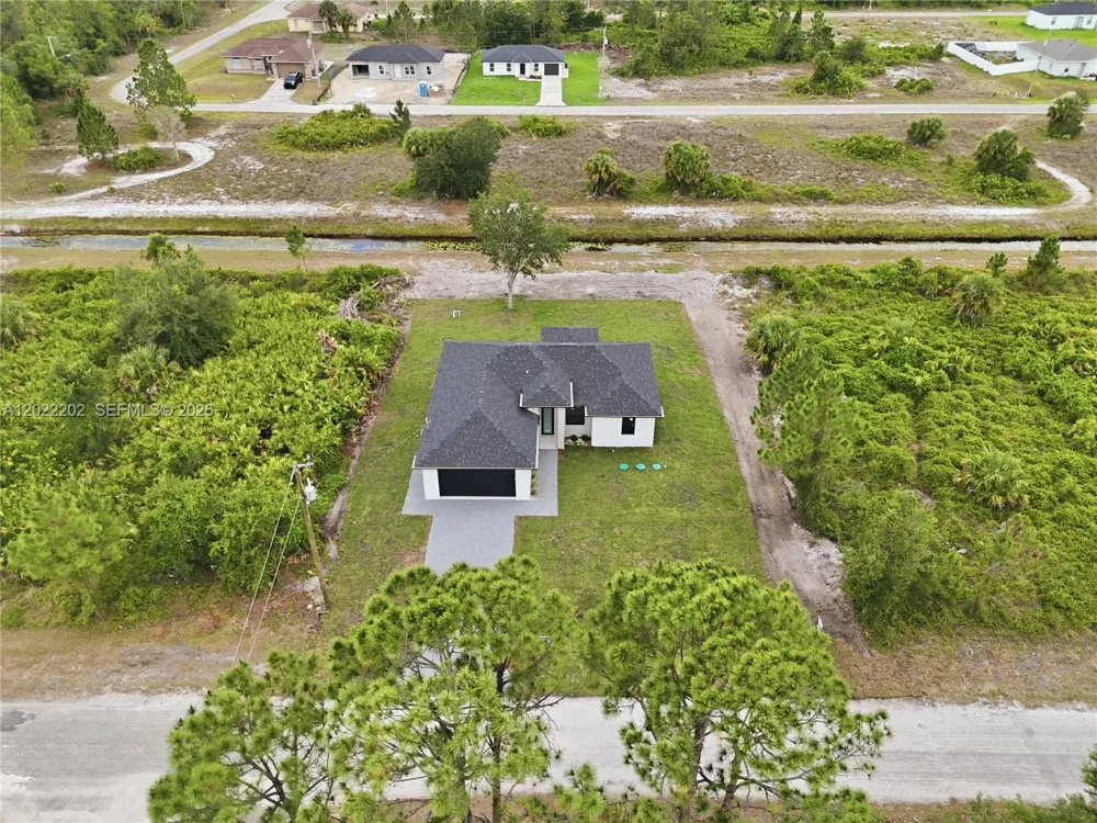 1222 Earnest St E Lehigh Acres, FL 33974