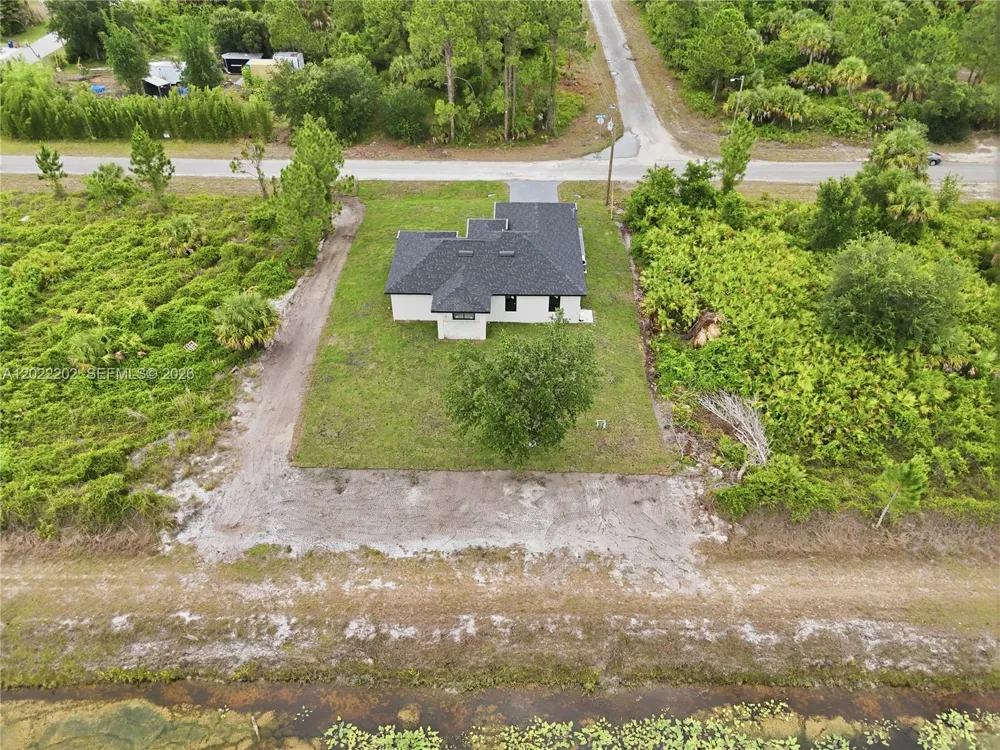 1222 Earnest St E Lehigh Acres, FL 33974