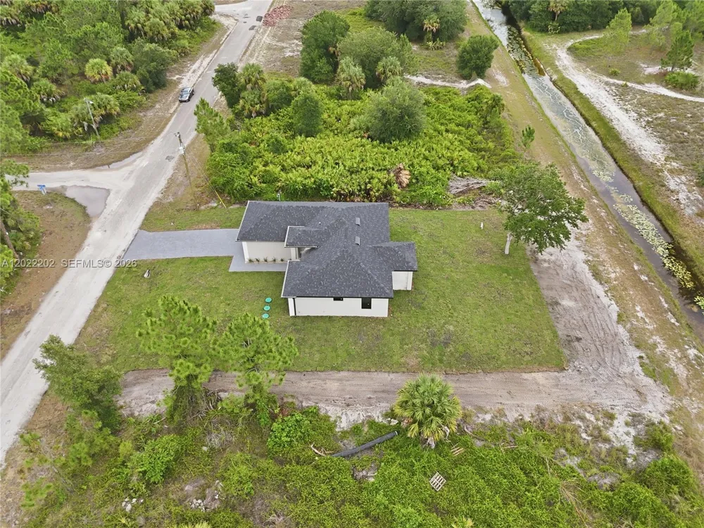 1222 Earnest St E Lehigh Acres, FL 33974