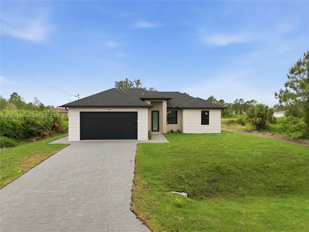 1222 Earnest St E Lehigh Acres, FL 33974