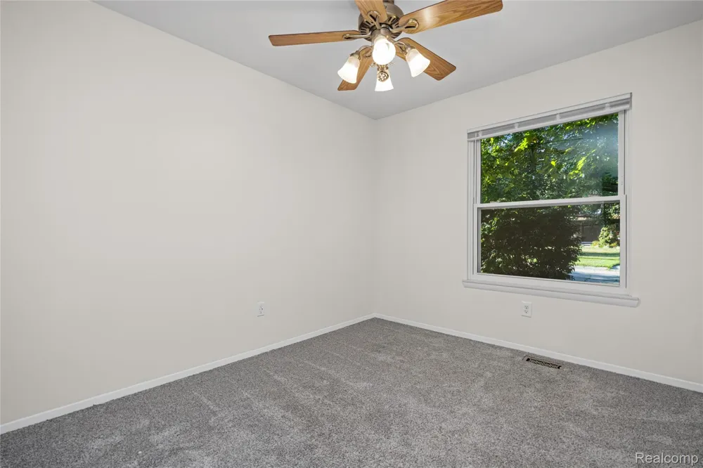 34616 Shorewood Street Chesterfield Township, MI 48047