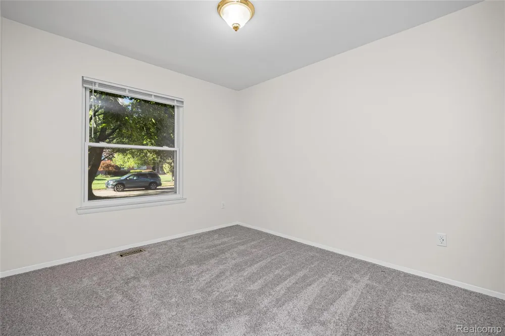 34616 Shorewood Street Chesterfield Township, MI 48047