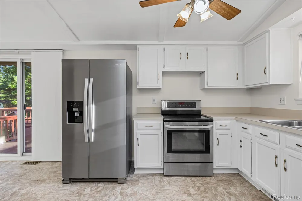 34616 Shorewood Street Chesterfield Township, MI 48047