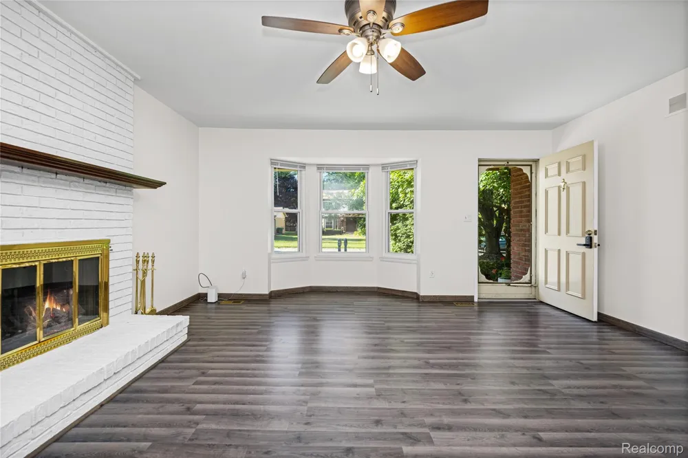 34616 Shorewood Street Chesterfield Township, MI 48047