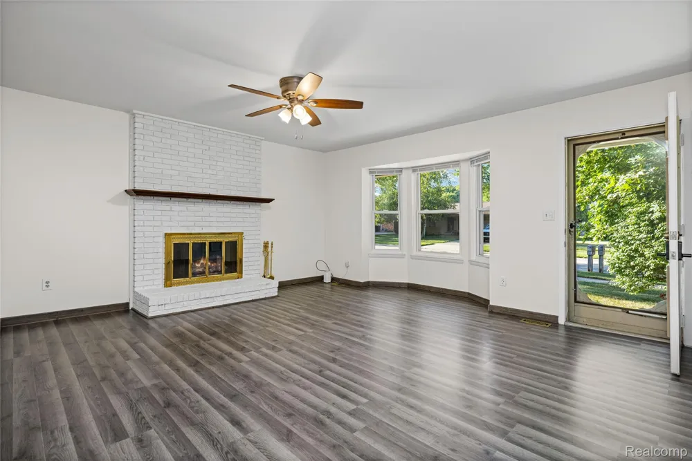 34616 Shorewood Street Chesterfield Township, MI 48047
