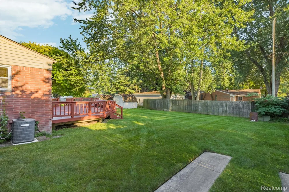 34616 Shorewood Street Chesterfield Township, MI 48047
