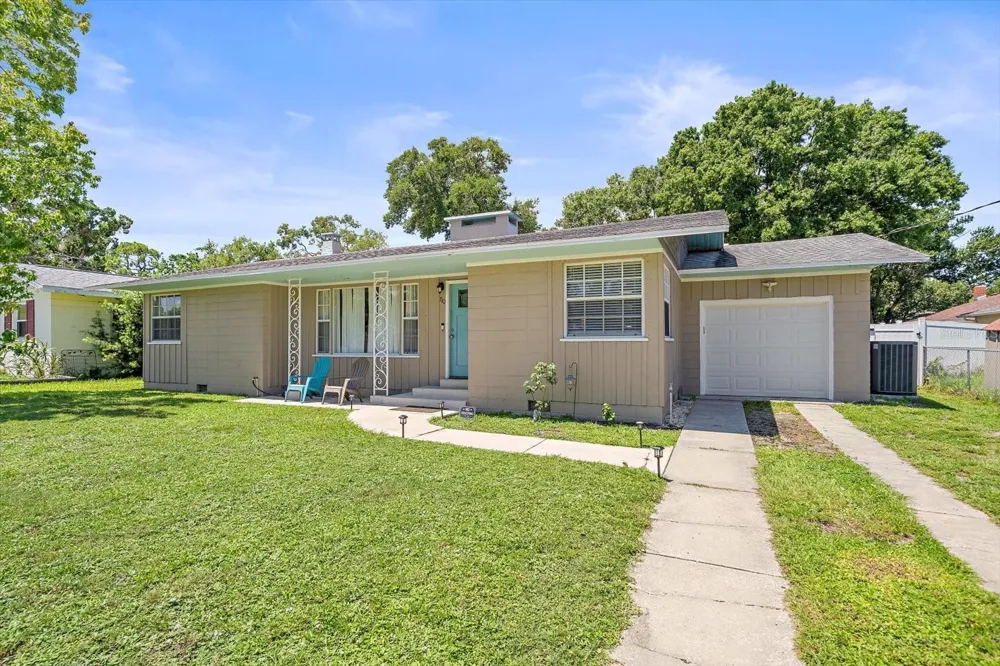 710 26TH STREET W Bradenton, FL 34205