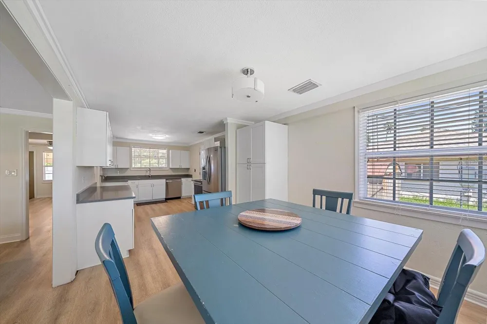 710 26TH STREET W Bradenton, FL 34205