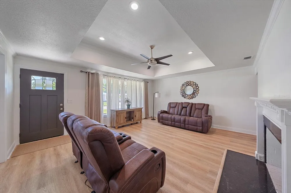710 26TH STREET W Bradenton, FL 34205