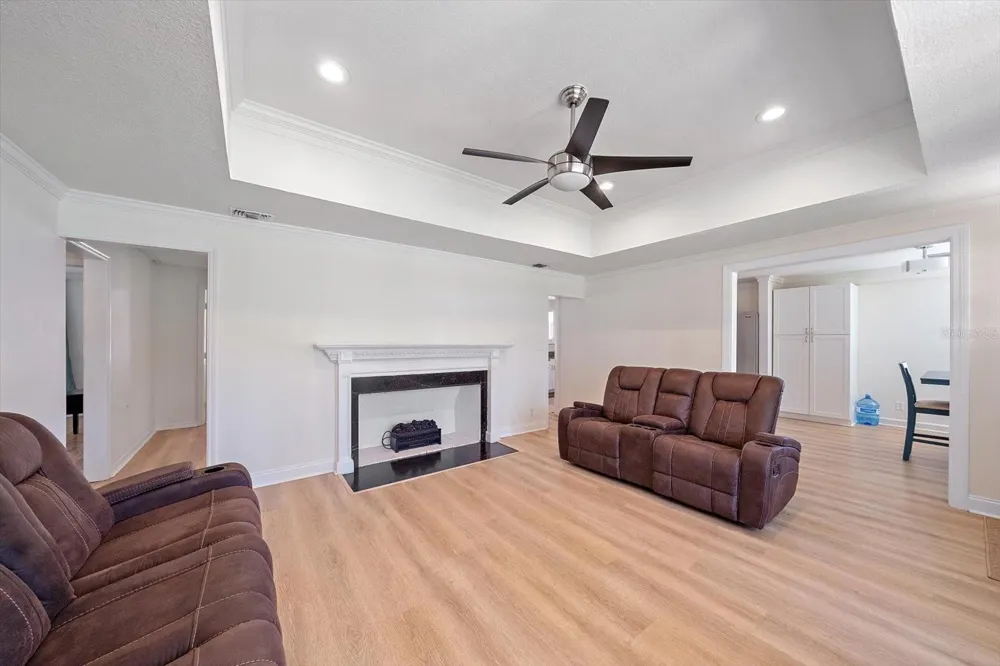 710 26TH STREET W Bradenton, FL 34205