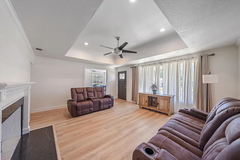 710 26TH STREET W Bradenton, FL 34205